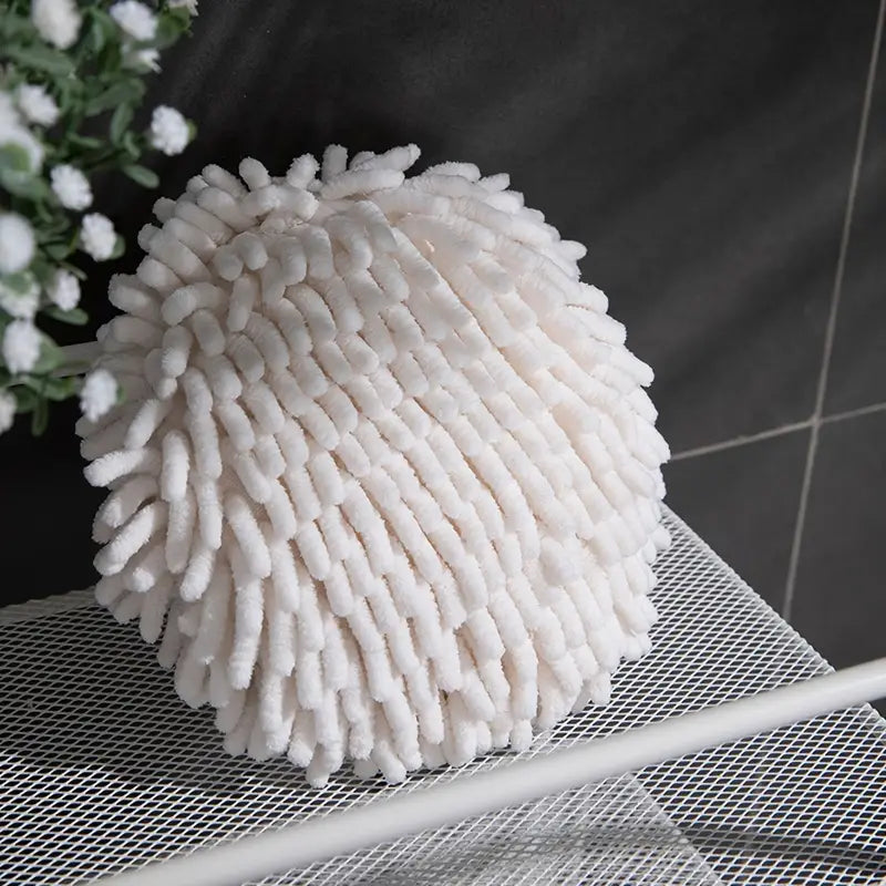1pc White and Gray Absorbent Hanging Bathroom Towel